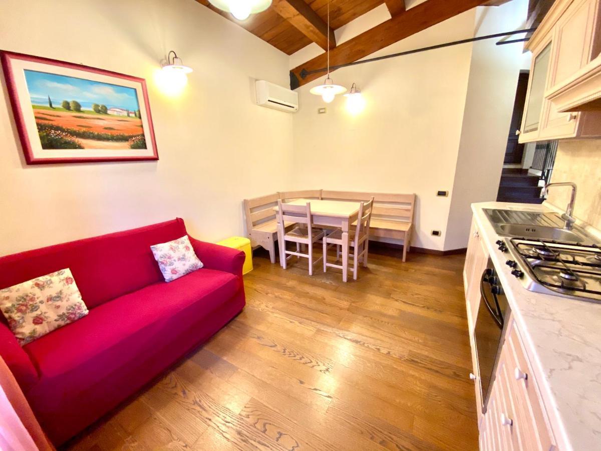 Morrovalle Agriturismo Il Casale מראה חיצוני תמונה