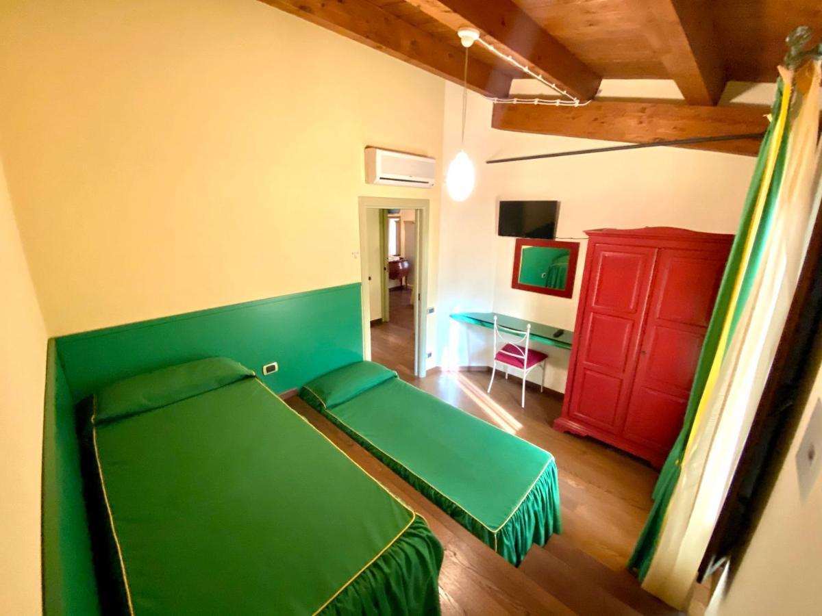 Morrovalle Agriturismo Il Casale מראה חיצוני תמונה