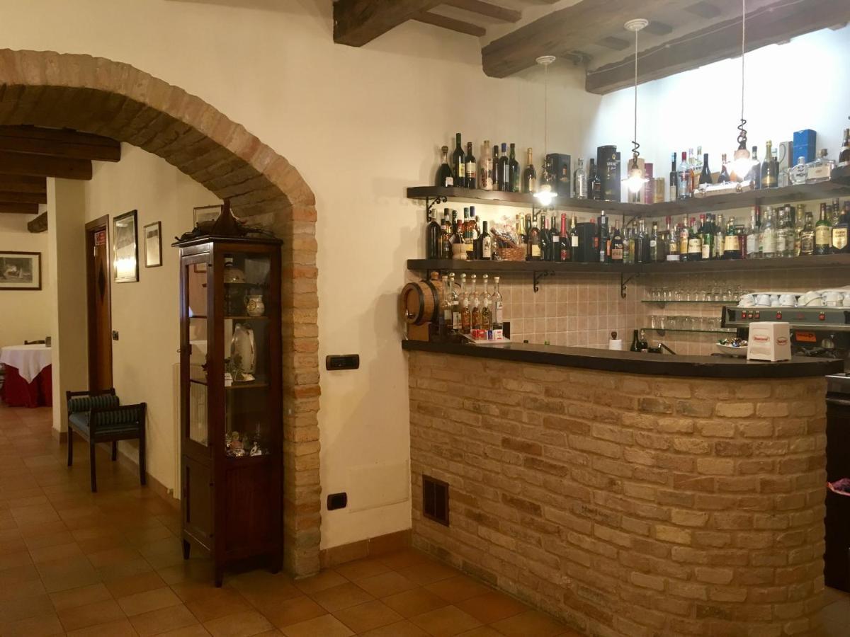 Morrovalle Agriturismo Il Casale מראה חיצוני תמונה